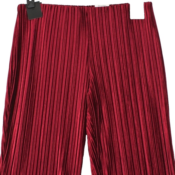 $89 (NWT) Women's Alfani Red Pleated Velvet Pull On Pants, Plus Sizes 1X/2X/3X - Picture 3 of 15